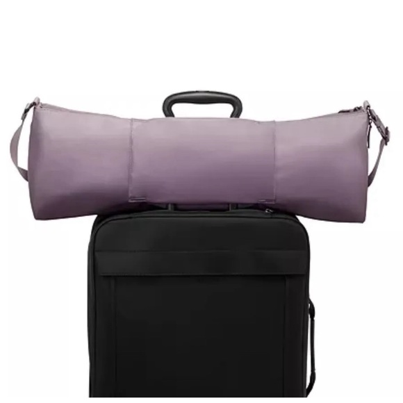 BNWT Tumi Voyageur Kauai Yoga Rucksack Convertible Duffle bag - Picture 2 of 13